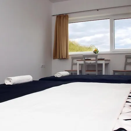 شقة Wesselenyi Apartmanhaz Balatonalmádi