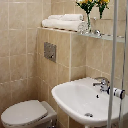 Wesselenyi Apartmanhaz شقة Balatonalmádi