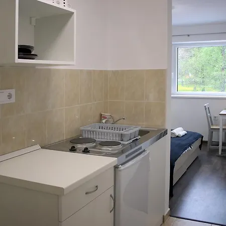 Wesselenyi Apartmanhaz شقة Balatonalmádi